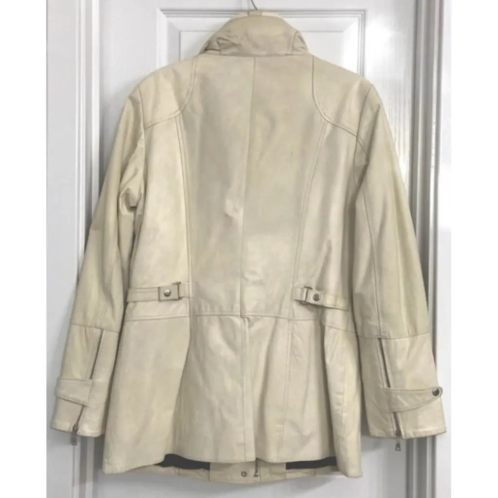 Danier Leather Beautiful Jacket - image 2